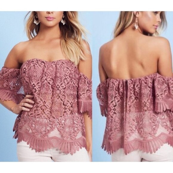 Lovers & Friends | Life's a Beach Lace Top in Mauve - Picture 1 of 10
